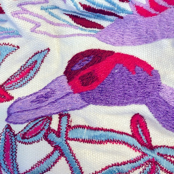 Gorgeous embroidered off white MOYNA clutch - Picture 3 of 5